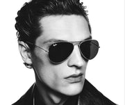 Ray-Ban Originals Classic Aviator Gradient Blue Sunglass RB3025 UV Protection Eyewear Shades (Silver and Blue)
