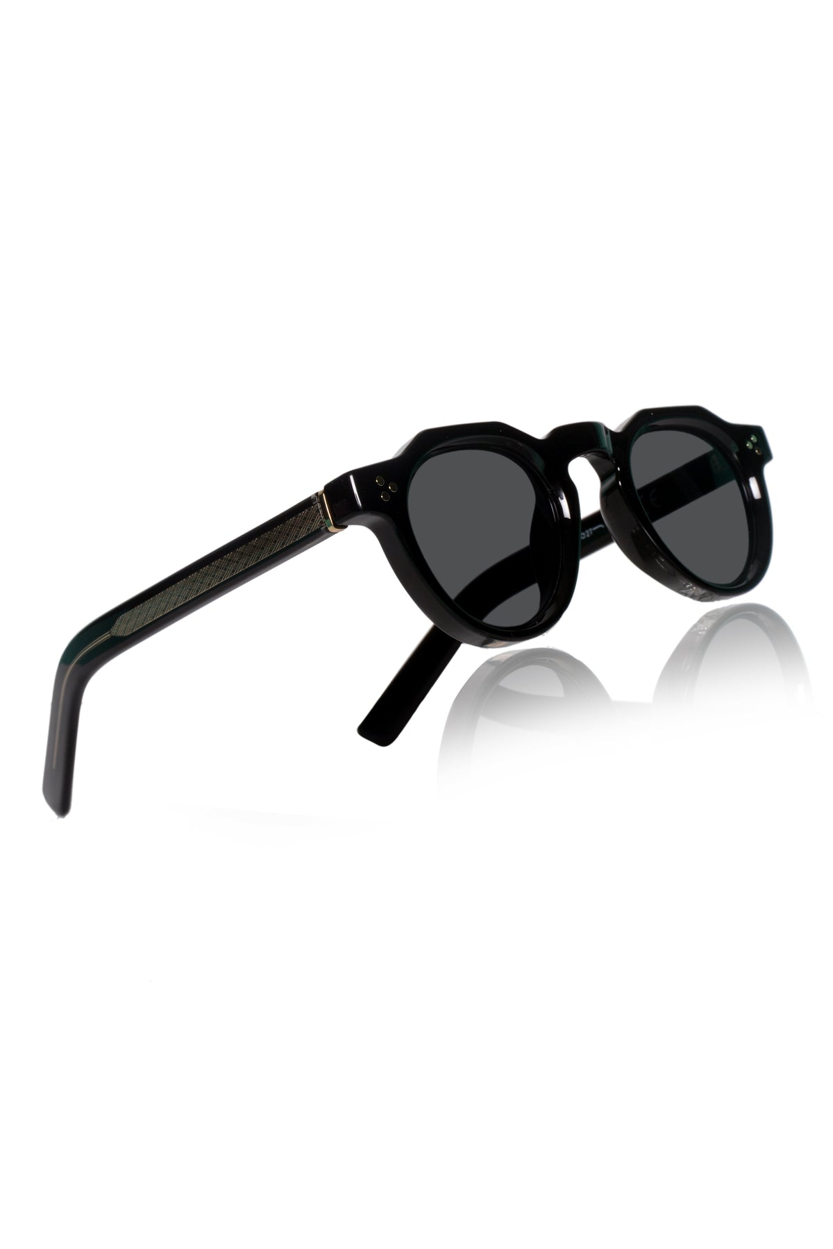 Legacy Flat-Top Sunglasses – UV400 Polarized (Black)